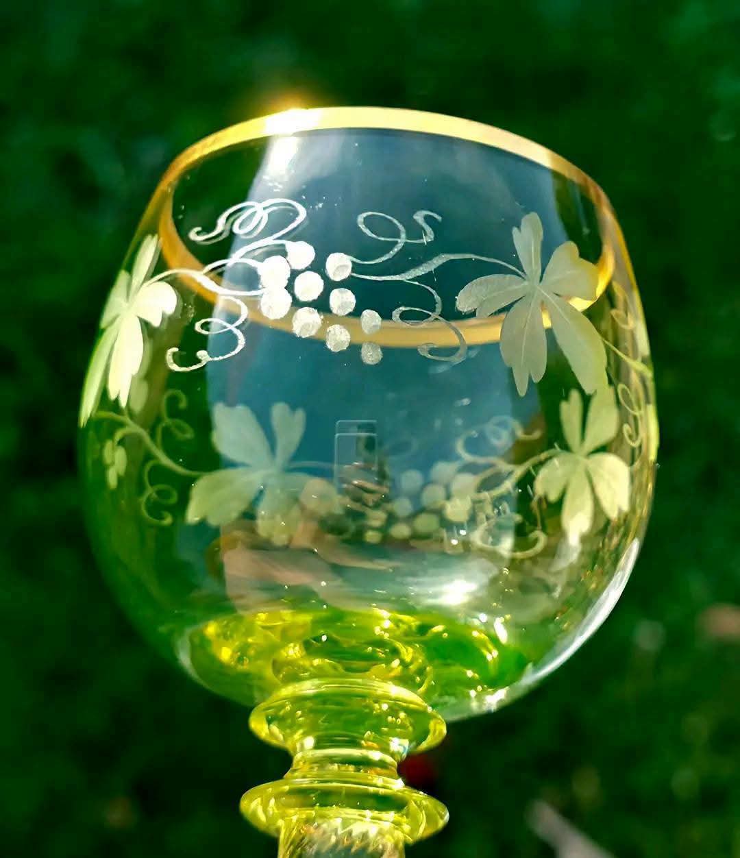 Set Rar: Pahare Uranium Glass