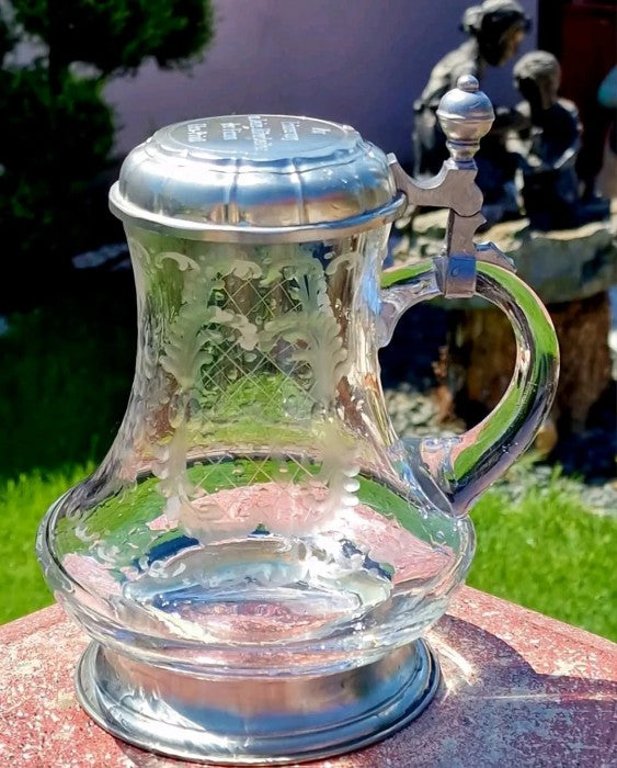 Halbă din cristal