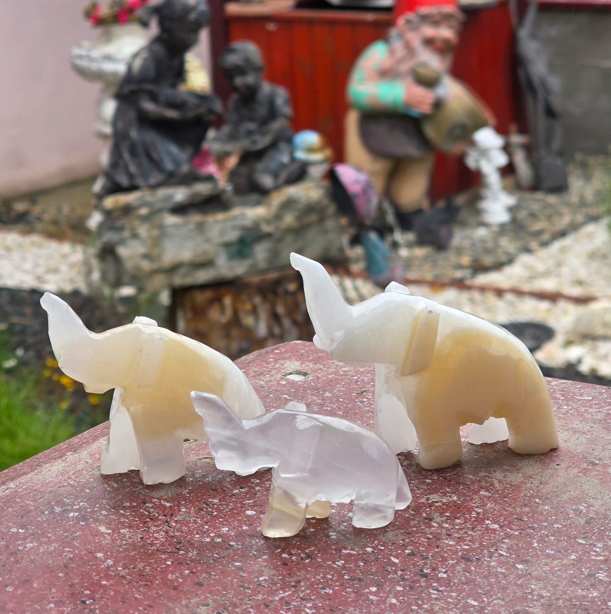 Figurine elefanți