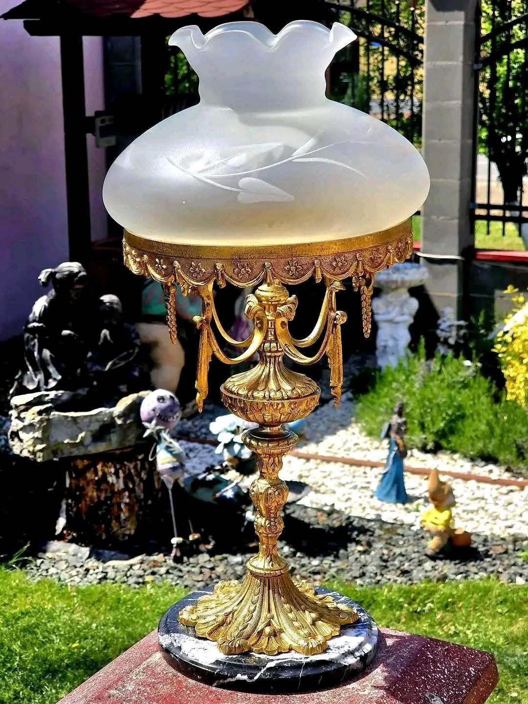 Lampă Louis XVI