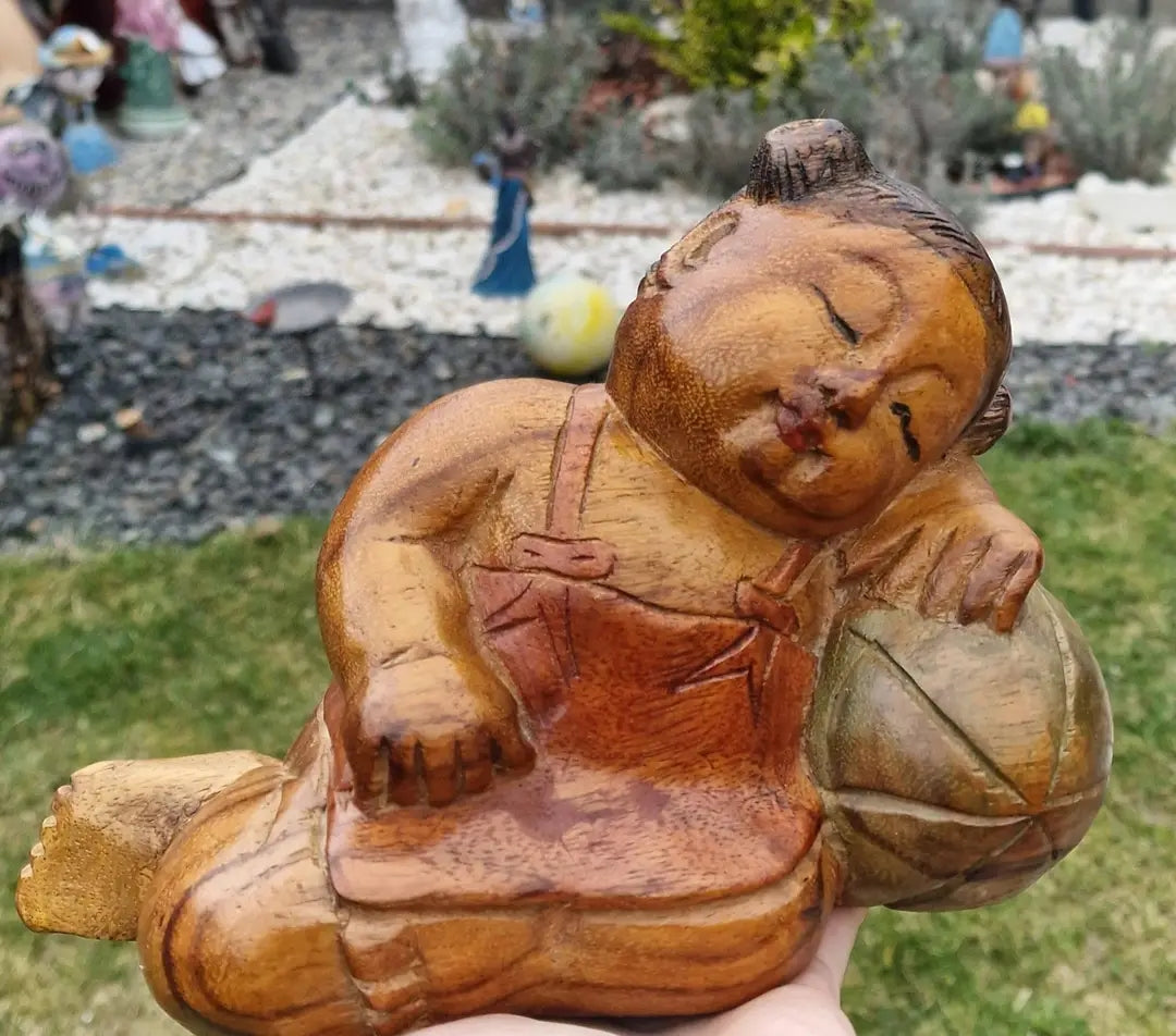 Statuete Asiatice