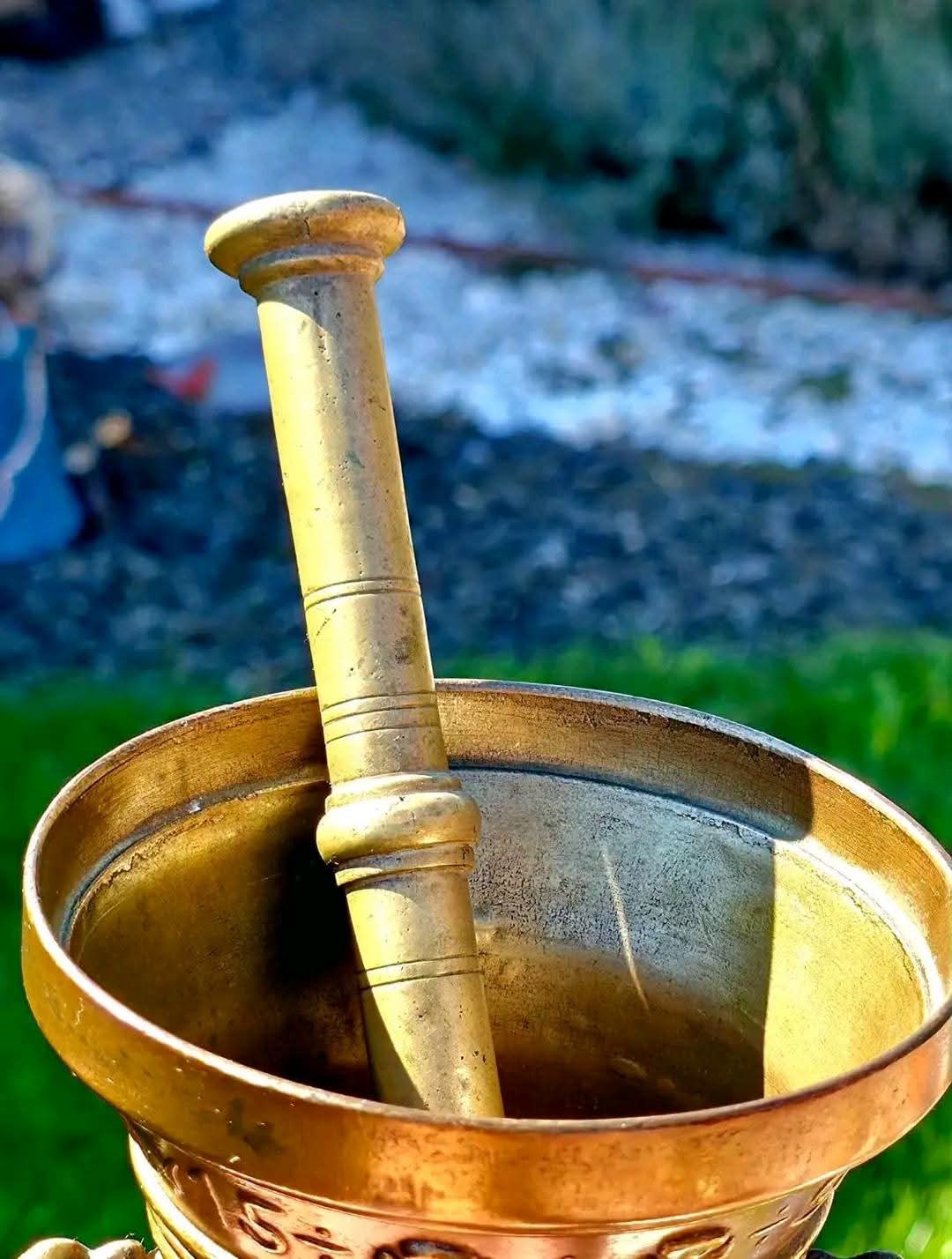 Mojar din bronz