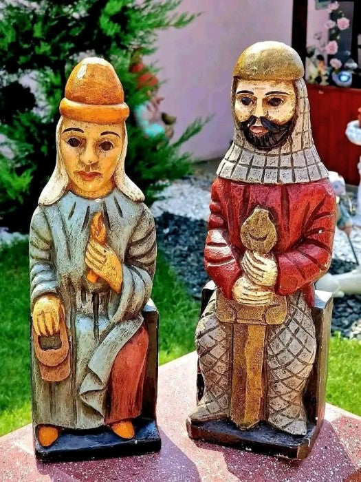 Statuete vechi