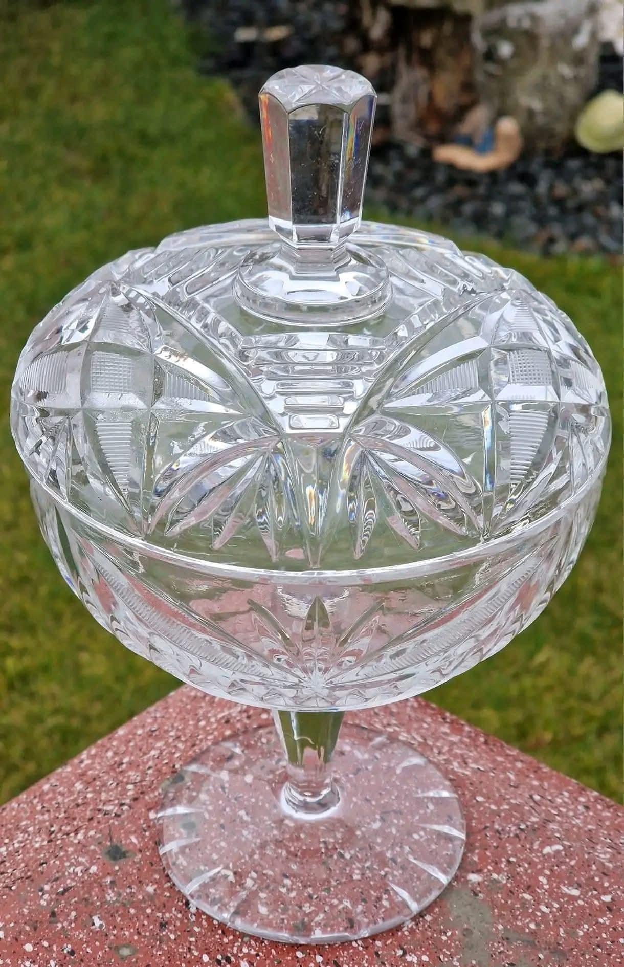 Bombonieră din cristal