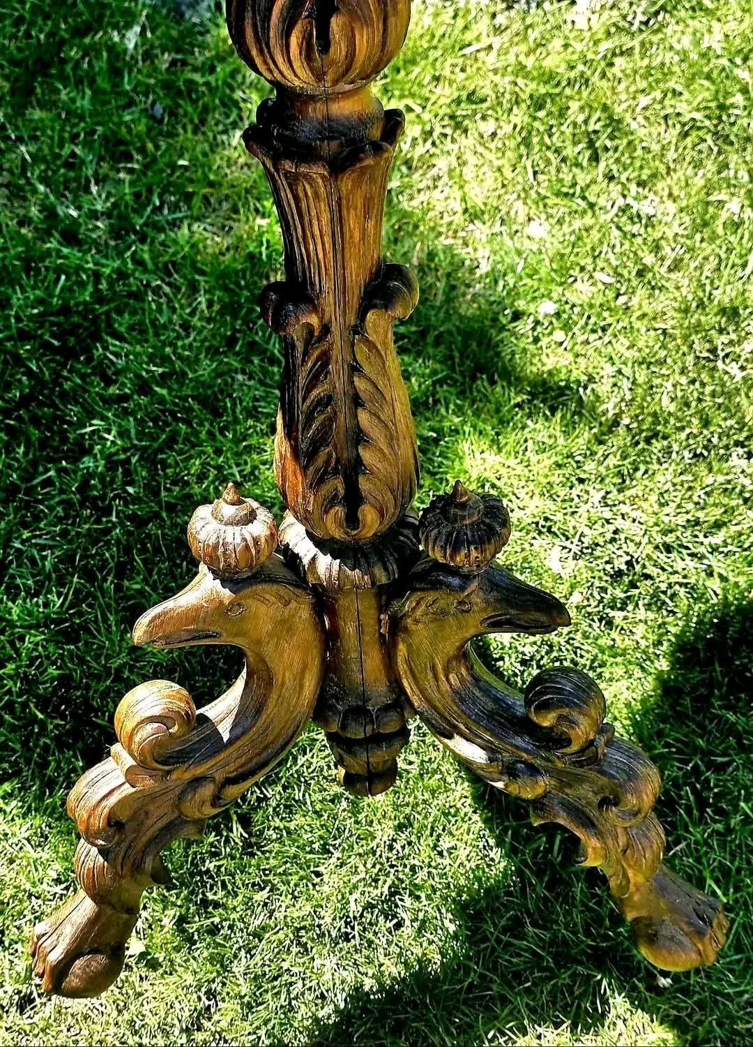 Măsuță Victoriană