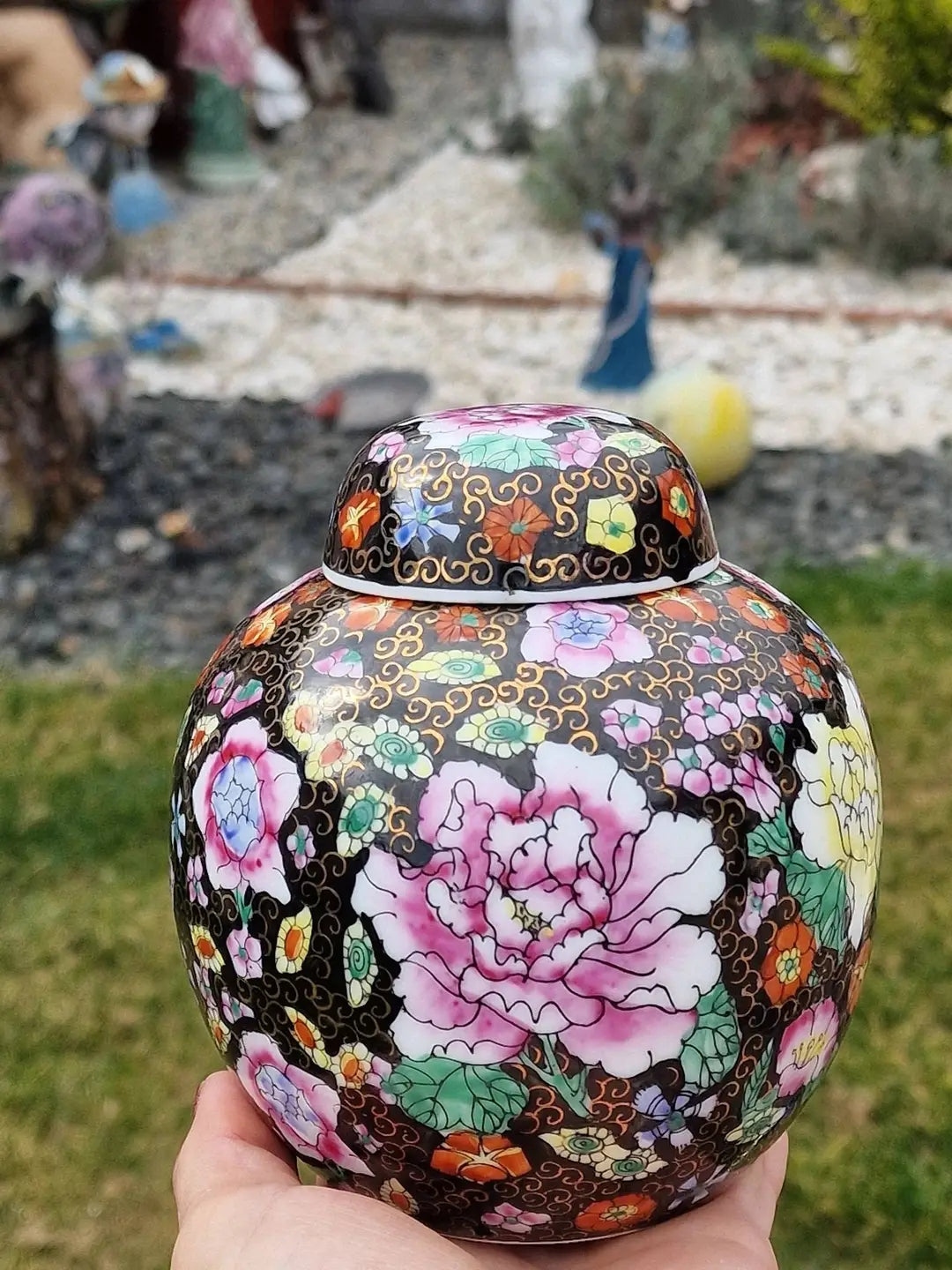 Vas Ginger Jar