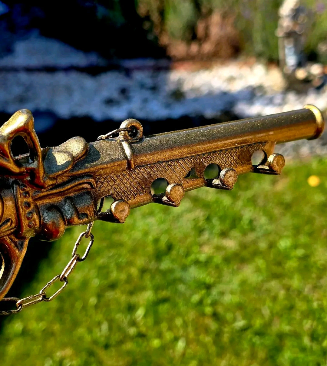 Cuier pistol de epocă
