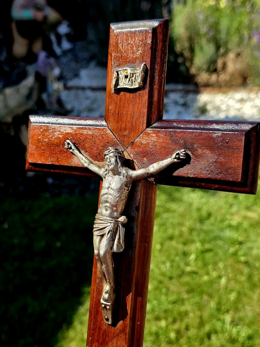 Crucifx lemn