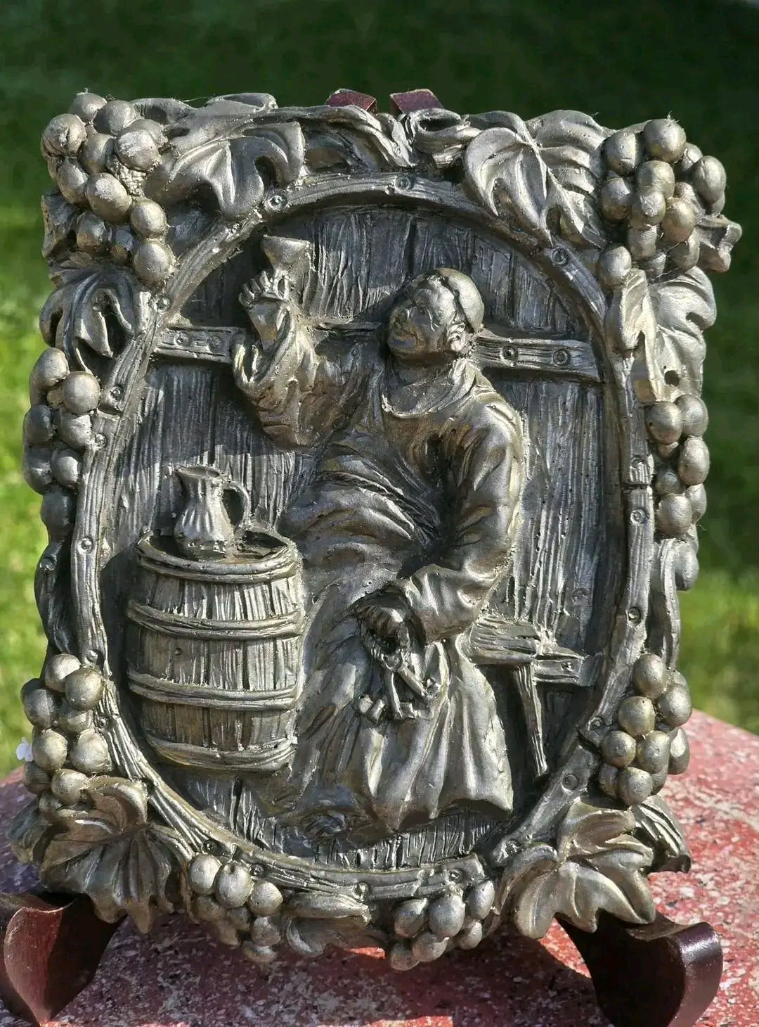Basorelief rustic