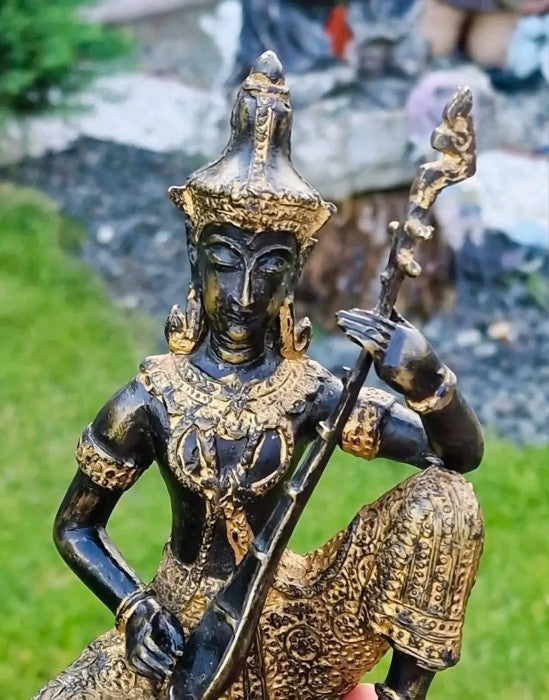 Statuetă Sarwasvati