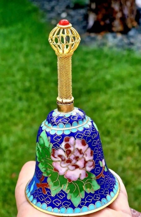 Clopoțel Cloissone
