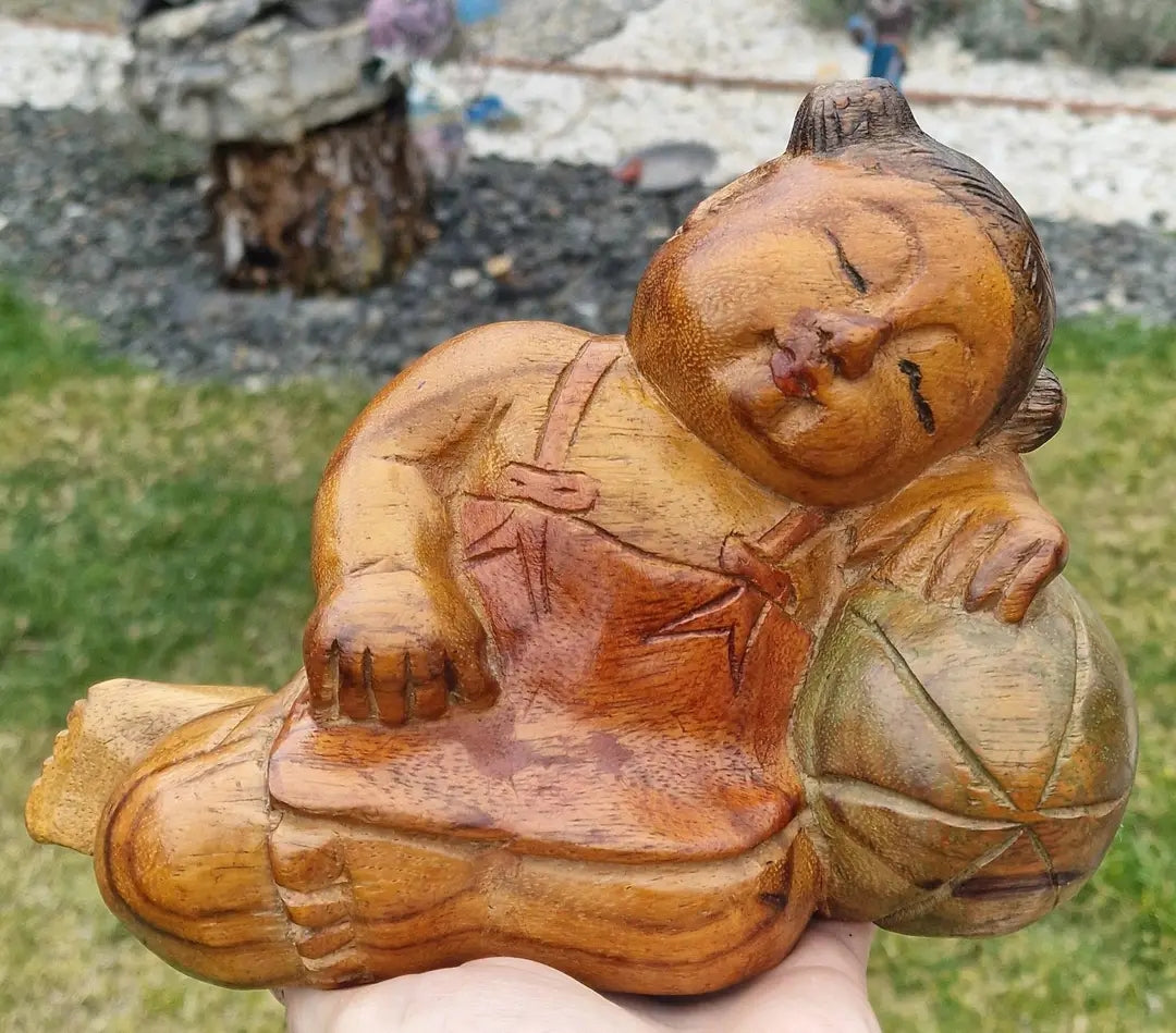 Statuete Asiatice