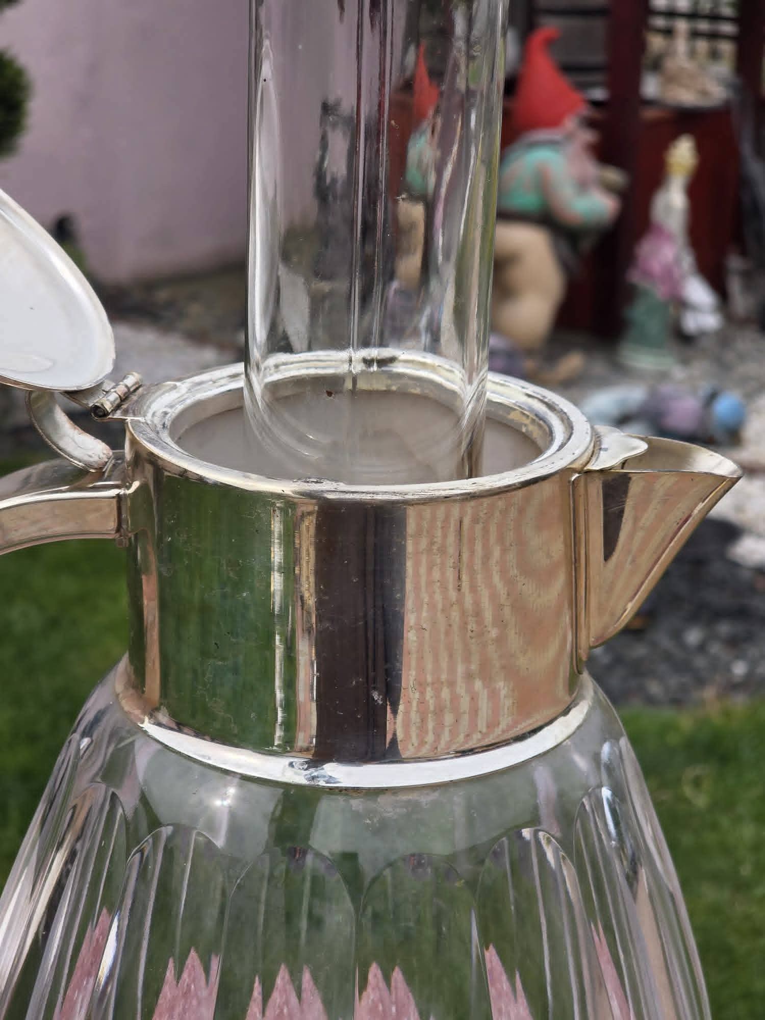 Carafă argintată