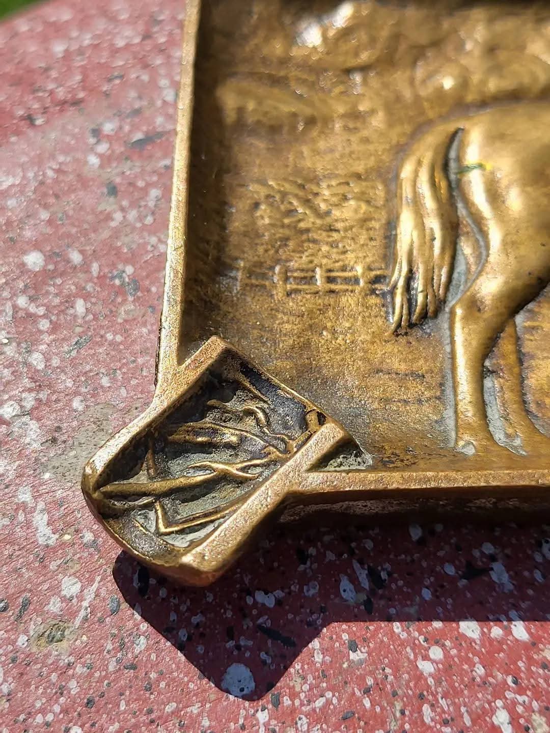 Scrumieră Bronz