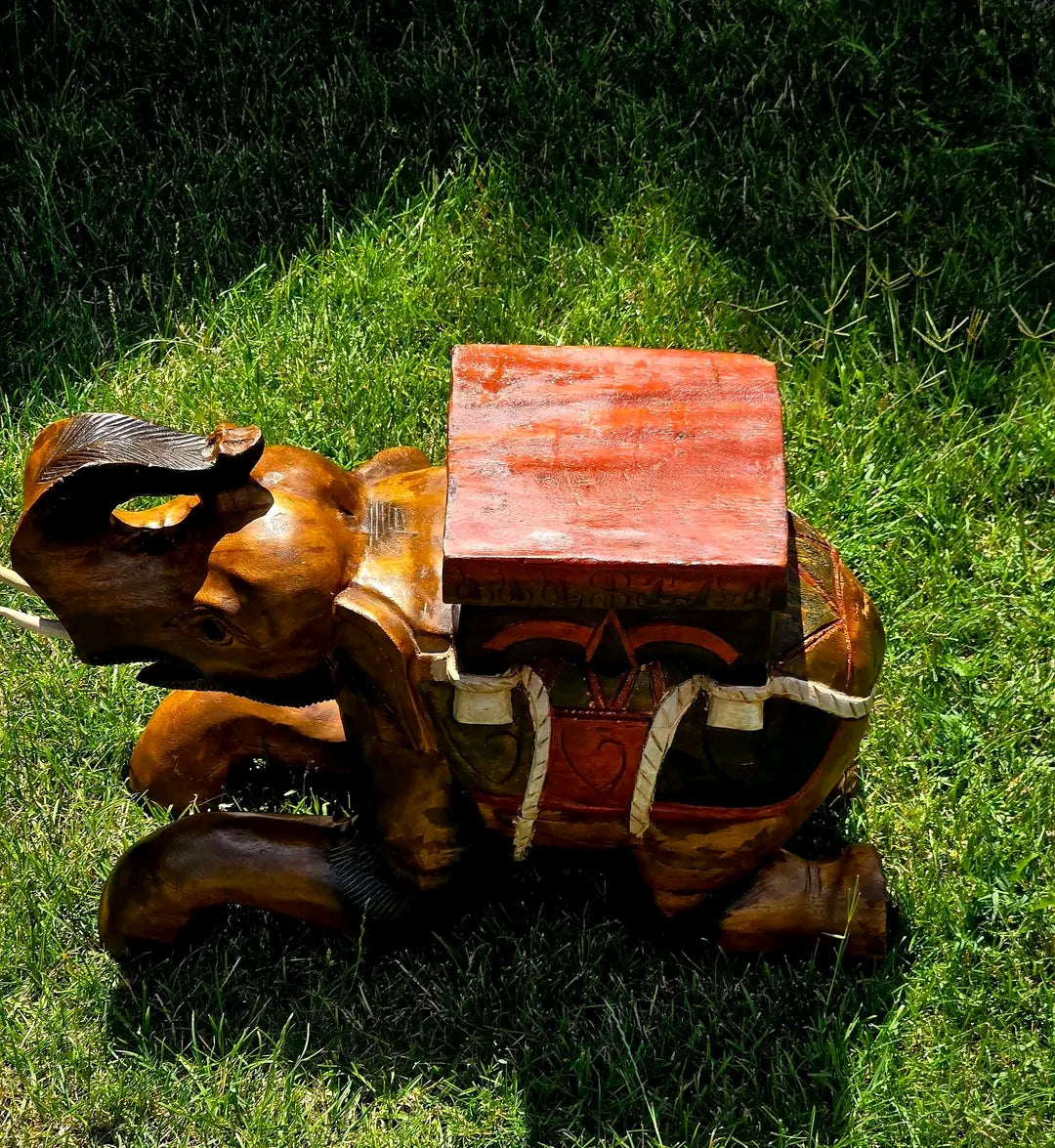 Măsuță elefant