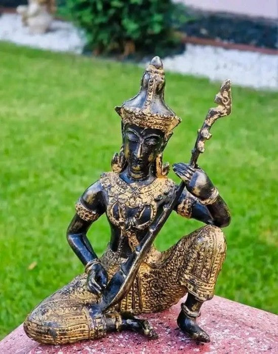Statuetă Sarwasvati
