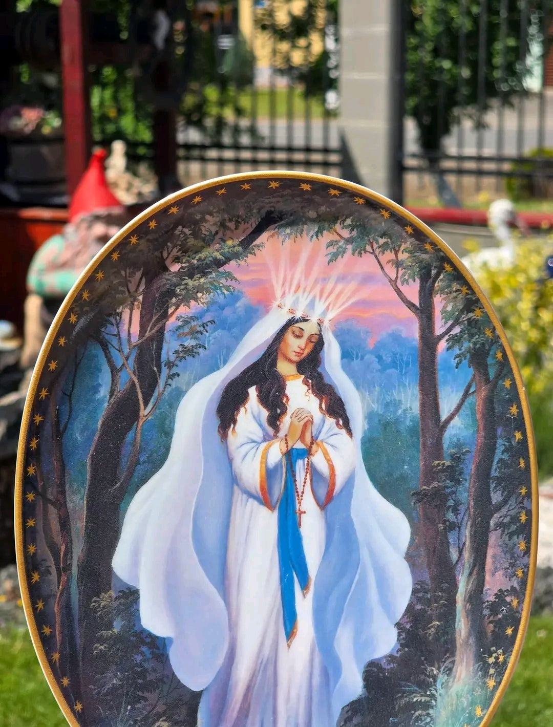 Farfurie Lourdes