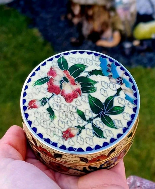 Casetă Cloissone