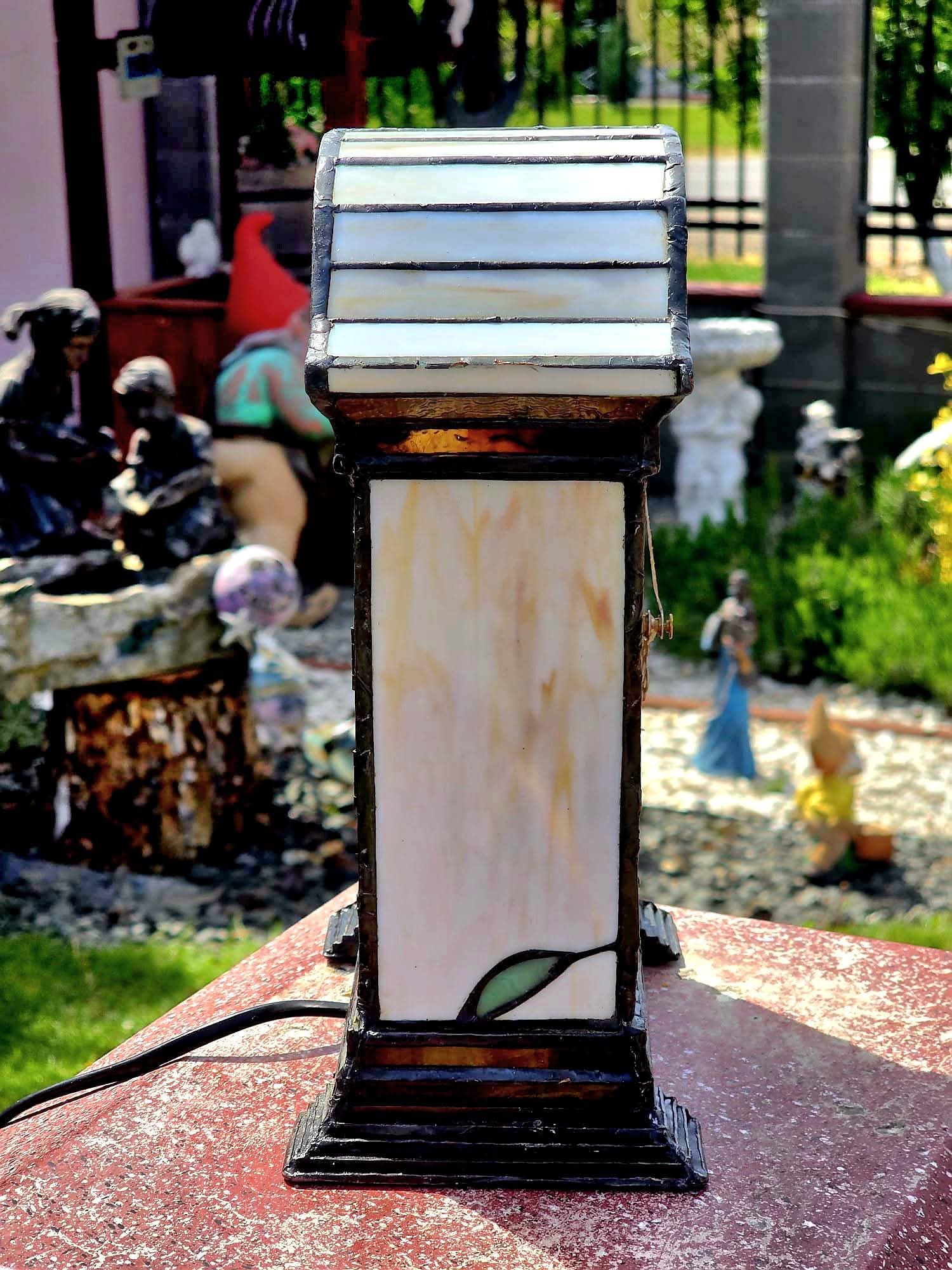 Lampă-Ceas Tiffany