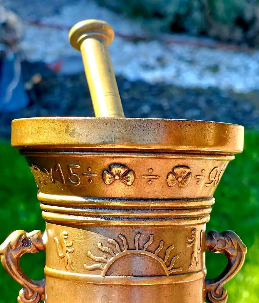 Mojar din bronz