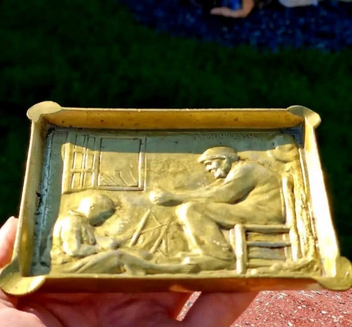 Scrumieră bronz