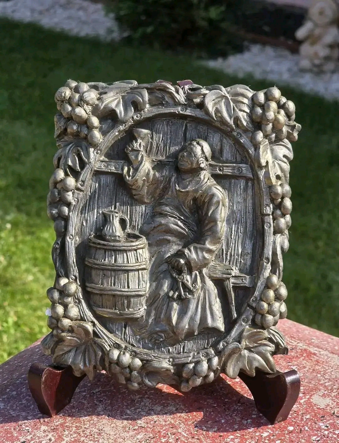 Basorelief rustic