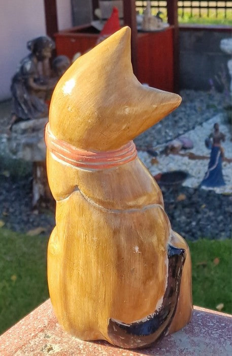 Pisicuta din lemn