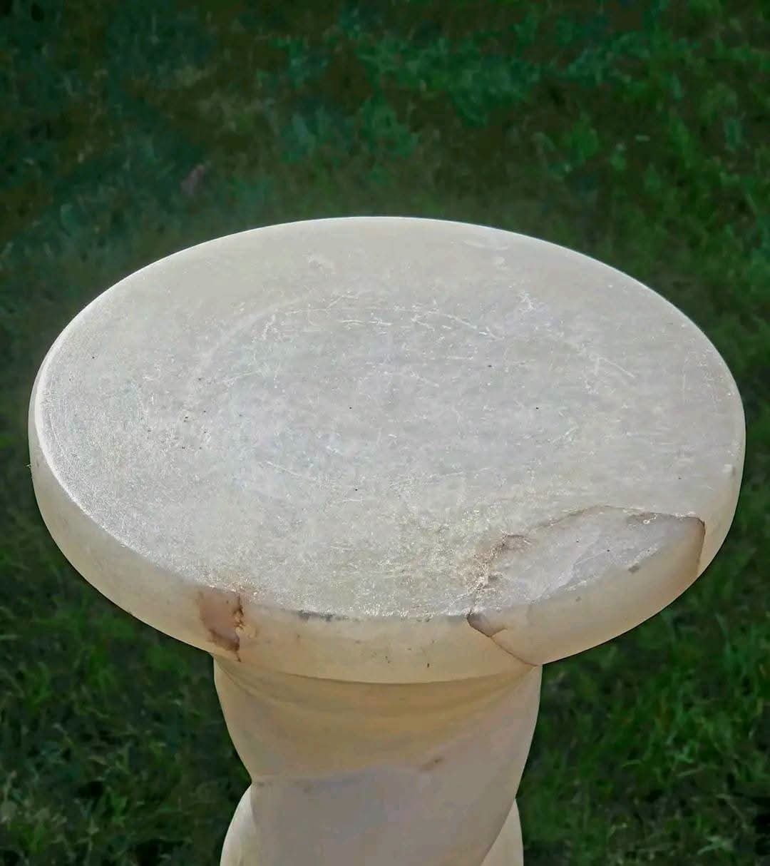 Piedestal Tip Coloană