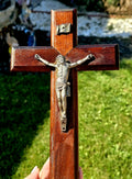 Crucifx lemn