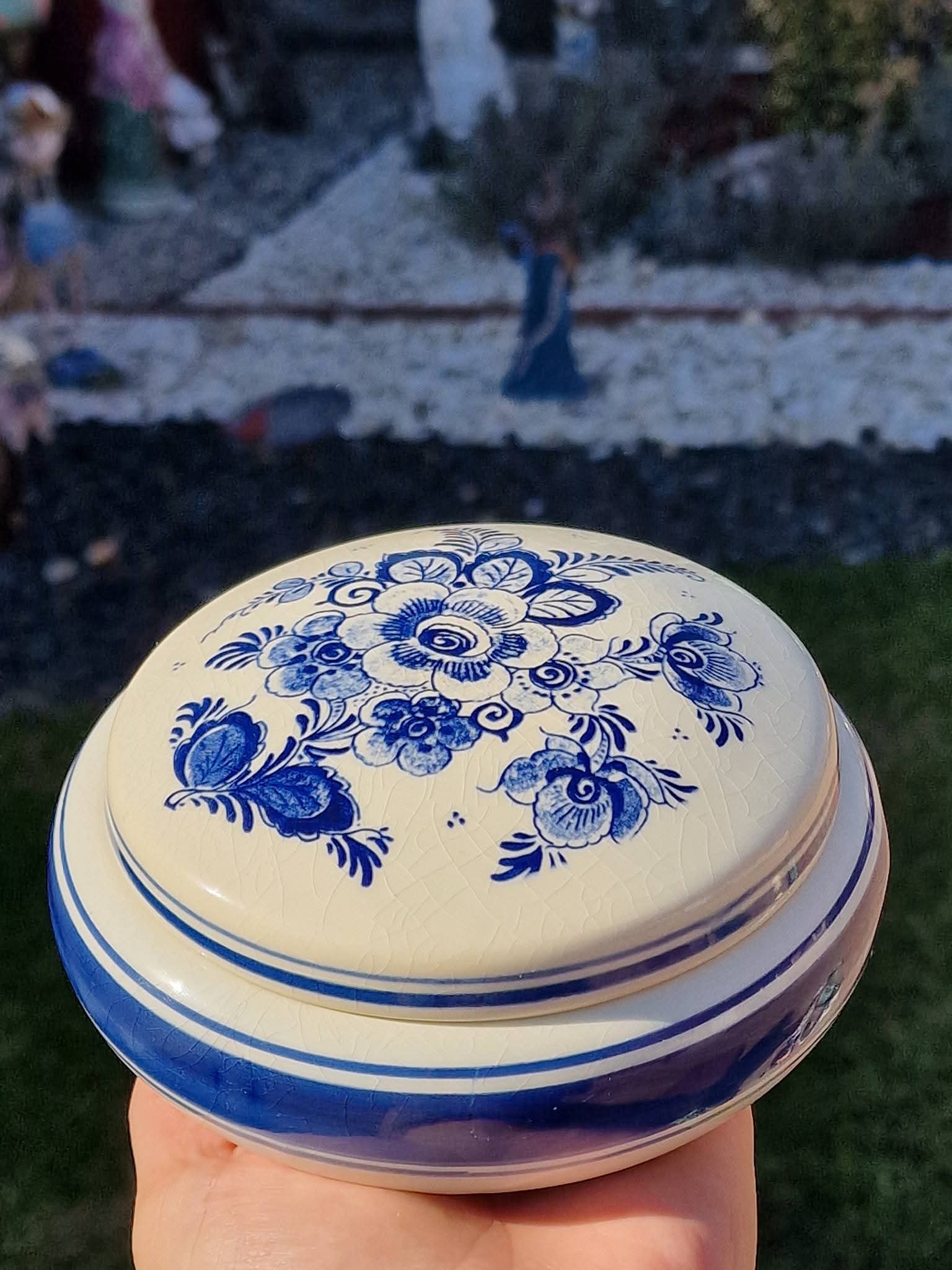Casetă Delft