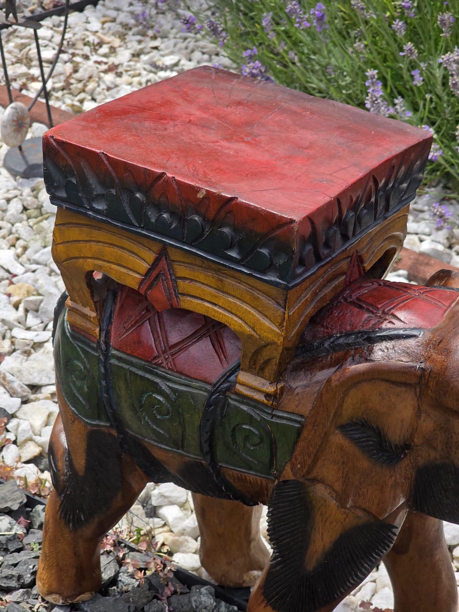 Măsuță elefant