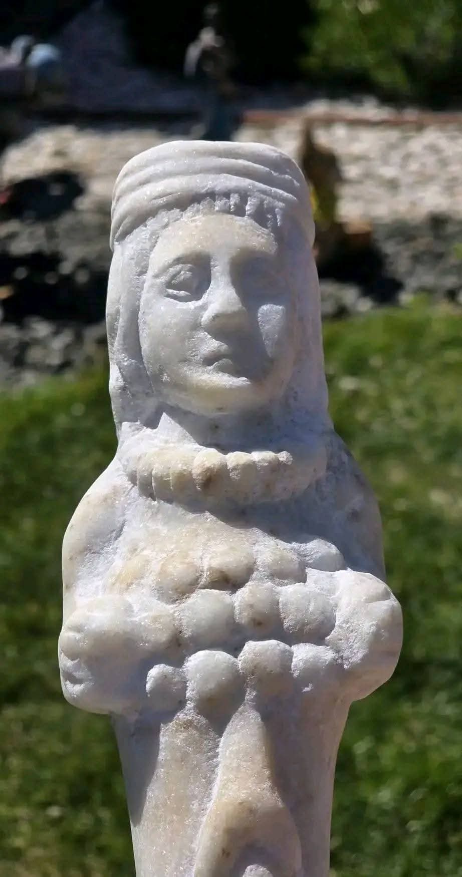 Statuetă veche