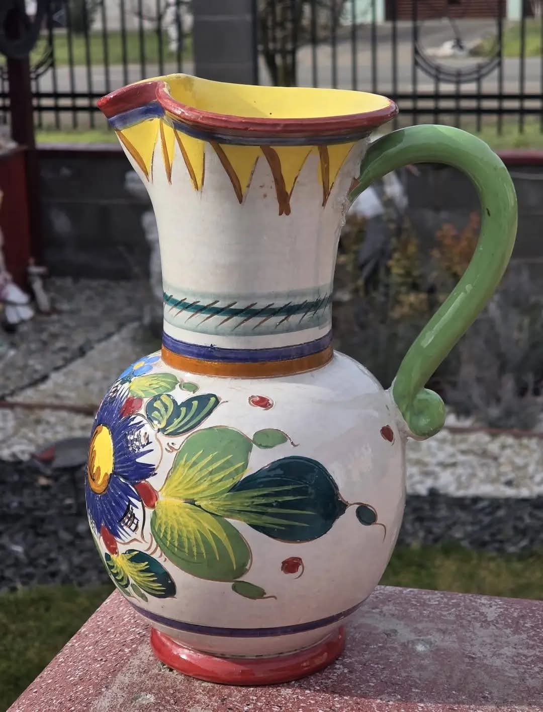 Ulcior din ceramică