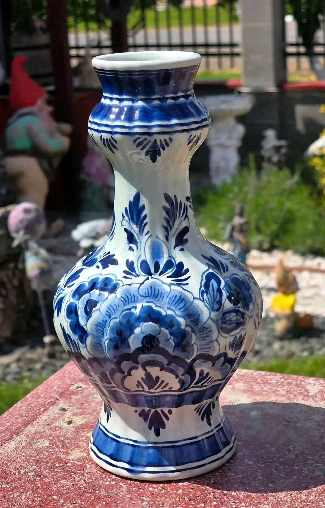 Vază Delft
