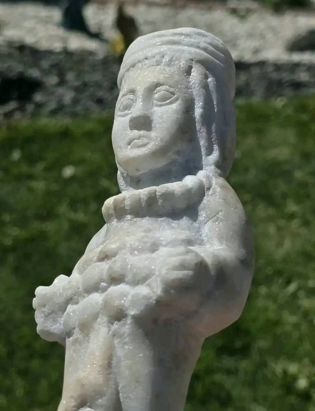 Statuetă veche