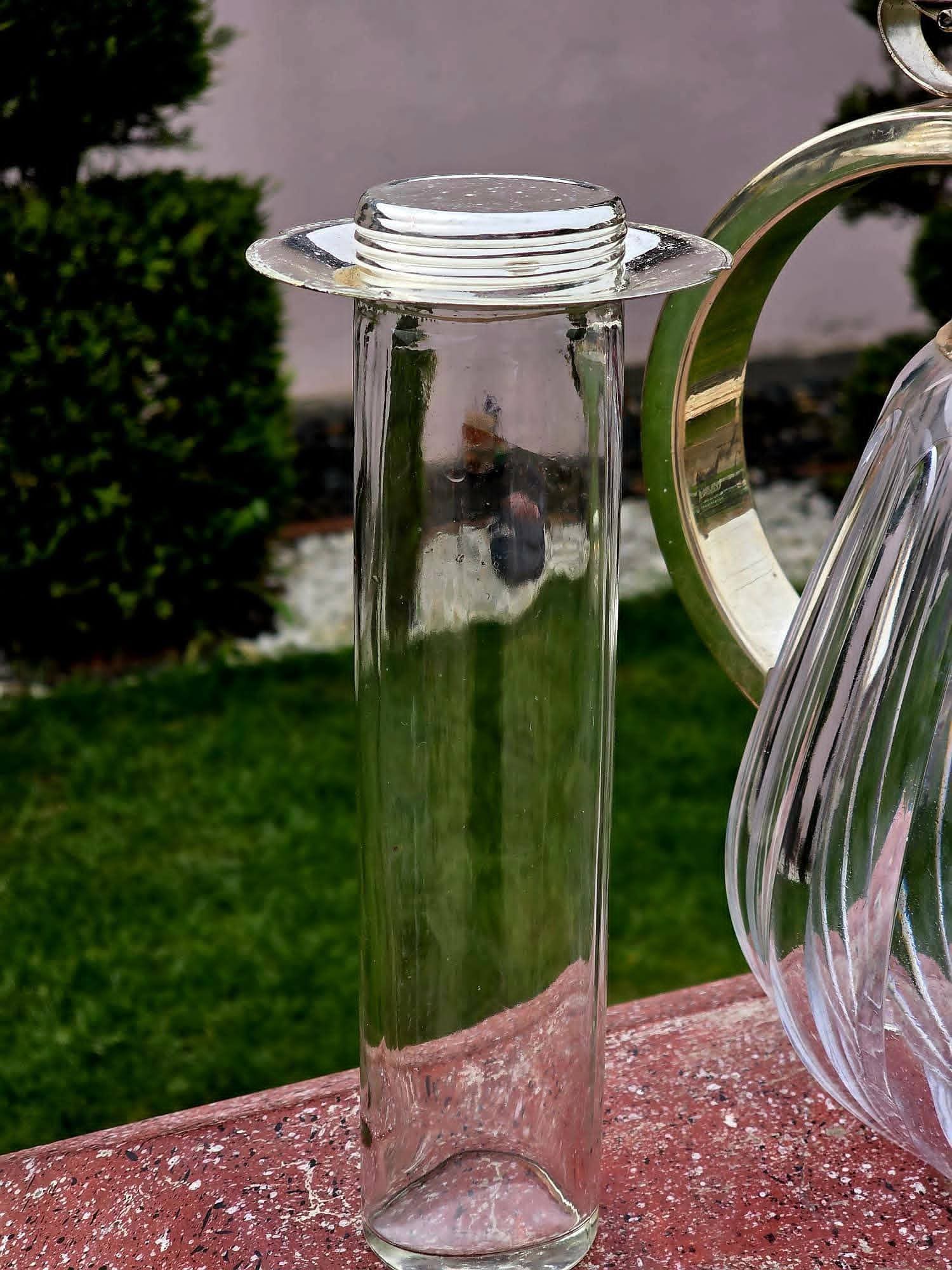 Carafă argintată