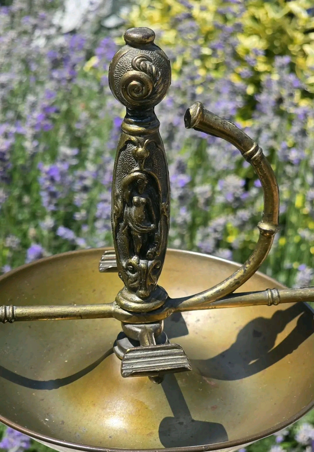 Scrumieră de podea