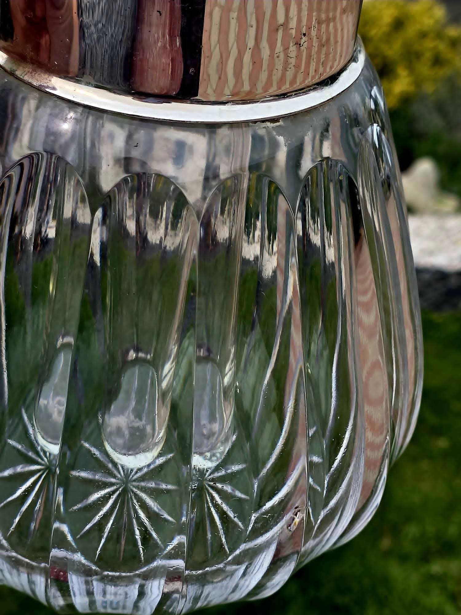 Carafă argintată