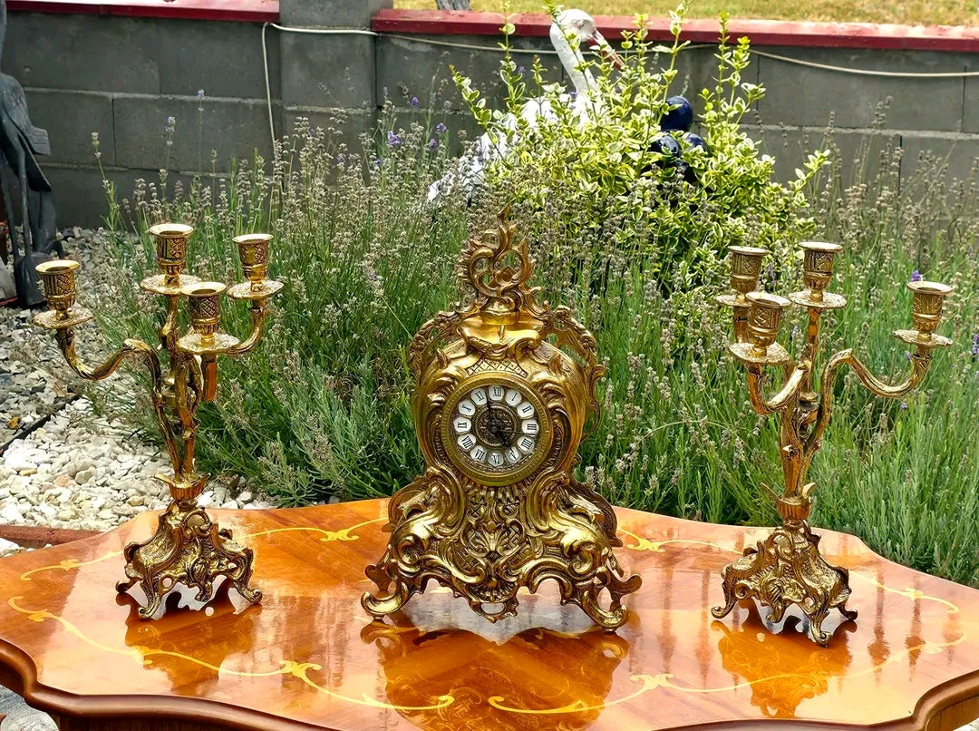 Set Sfeșnice și ceas