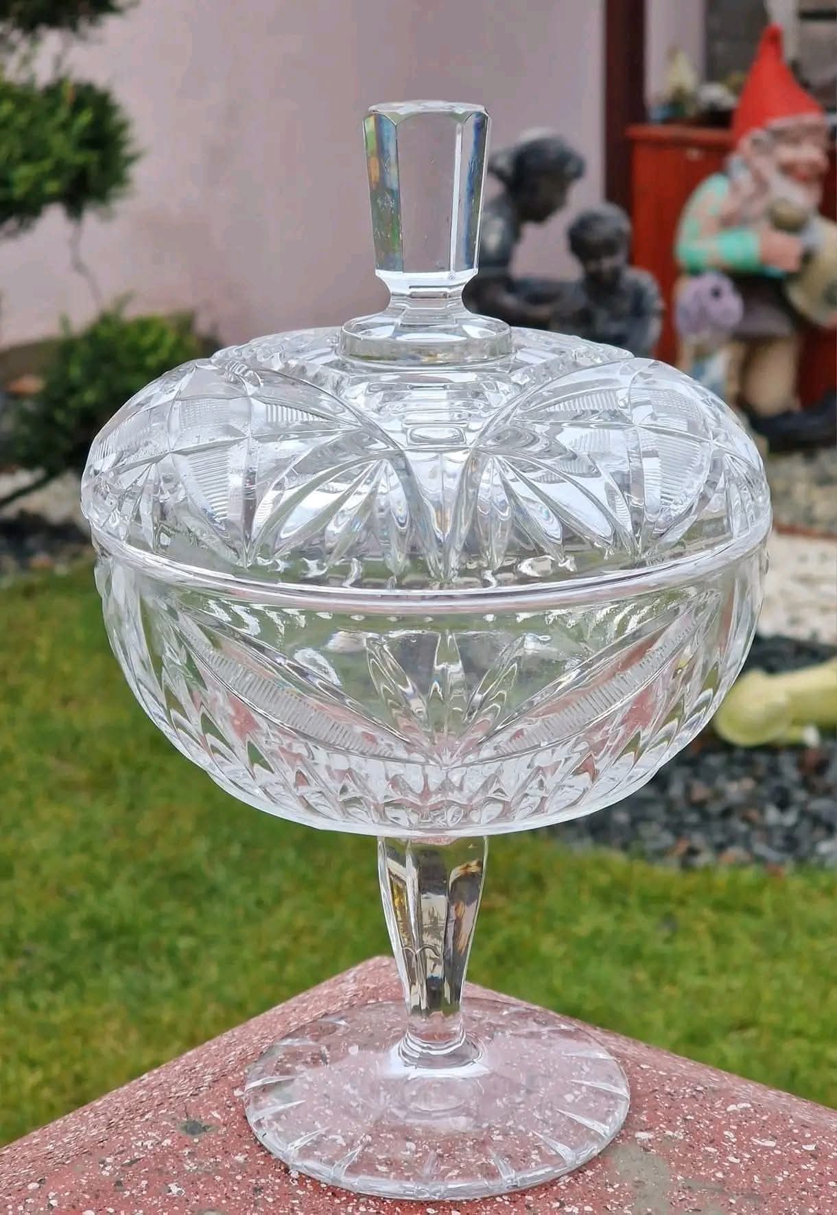 Bombonieră din cristal