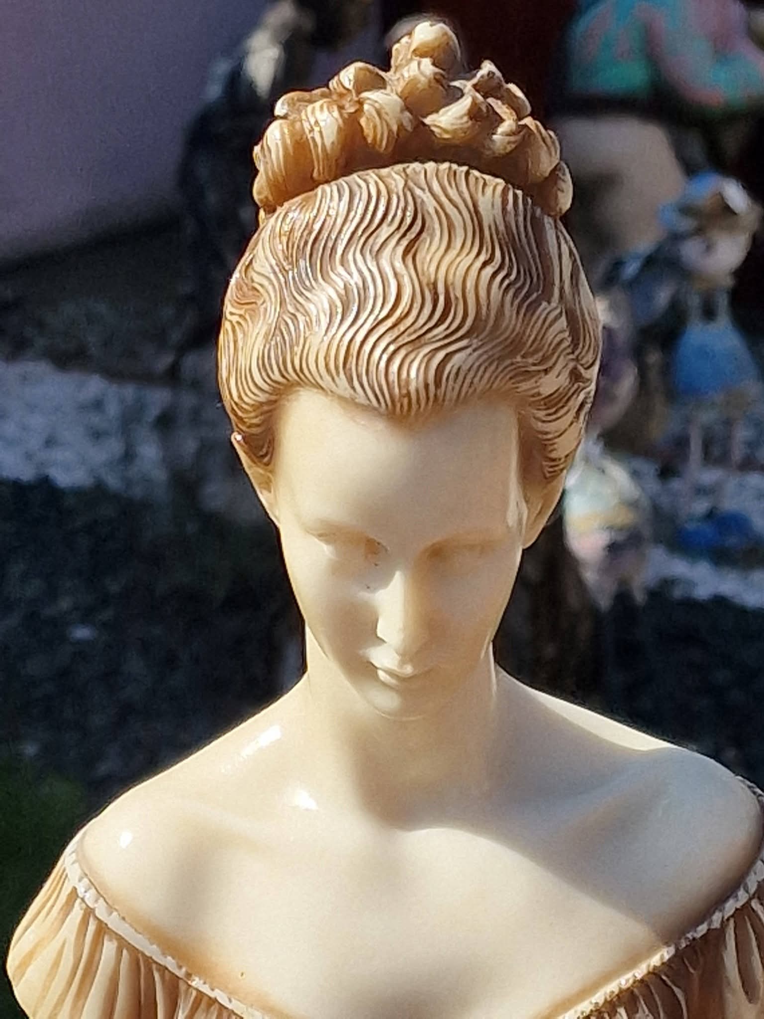 Bust de epocă